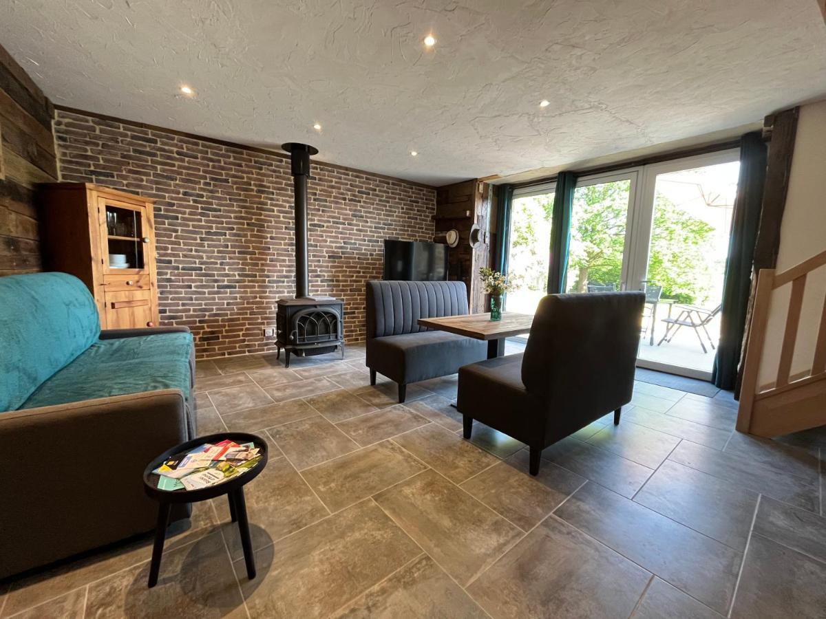 Maison D'Hote Avec Sauna Et Jacuzzi A La Campagne Les Portes du Coglais Zewnętrze zdjęcie
